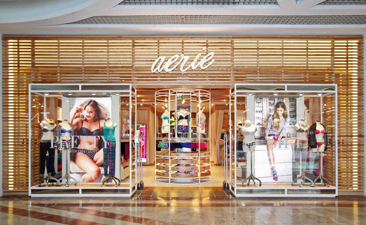 Rolling Out: Aerie - Slat Storefront - Architect: Neumann & Rudy